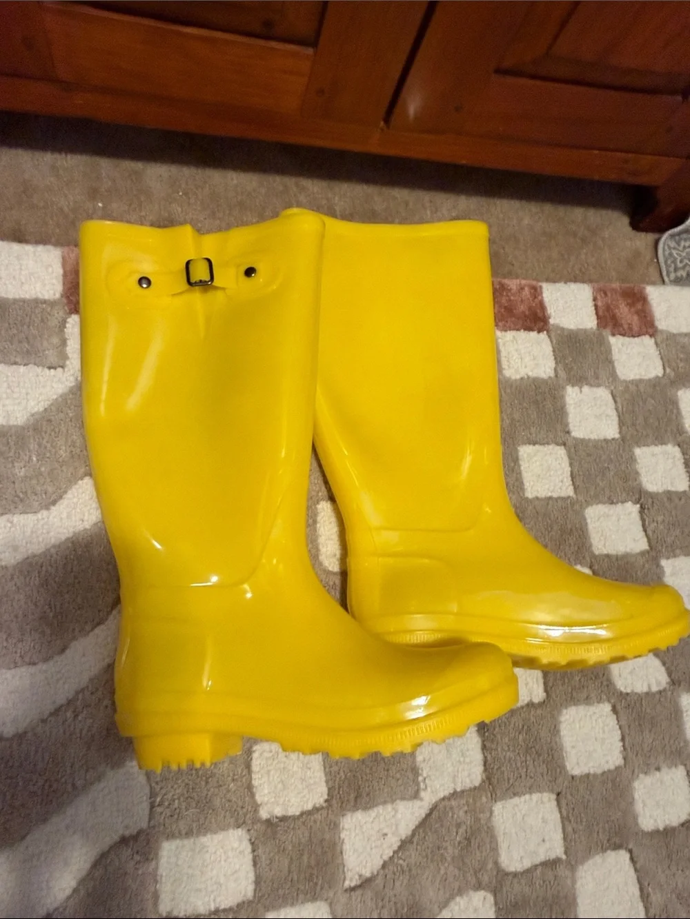 Brand New rain boots- never worn inserts still inside